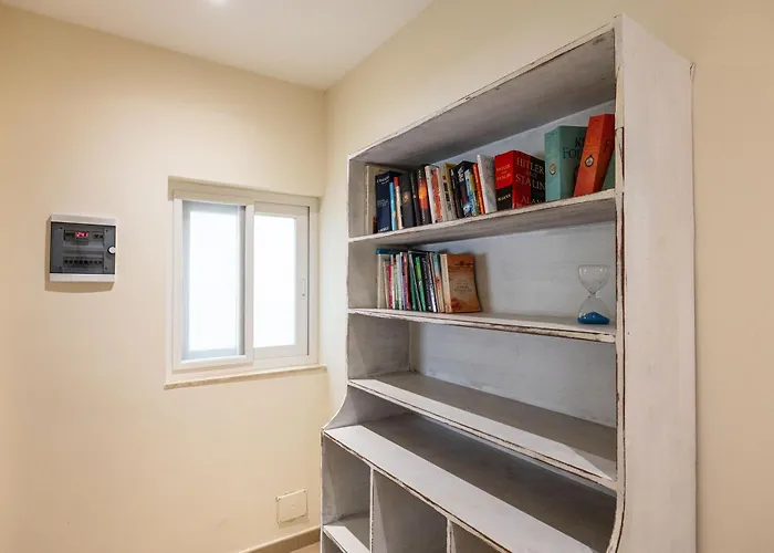 Bright Ground Floor In Mellieħa